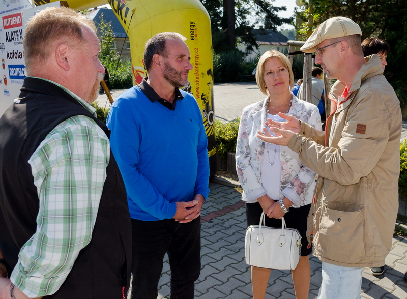 Mikulasovice_12092015_10.jpg - Mezinárodní mistrovství v Turistickém závodě v Mikulášovicích (12.9.2015)