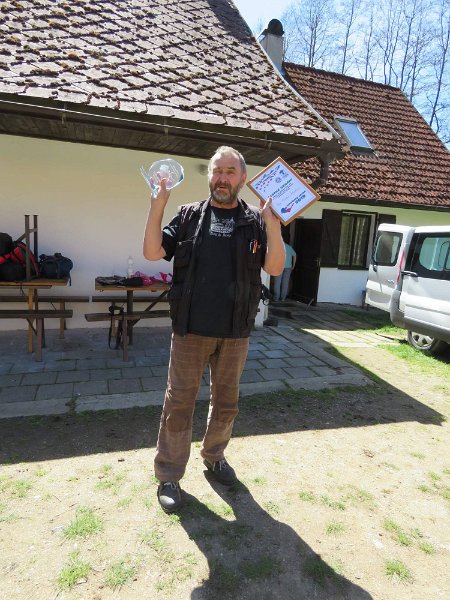 Prinos_TZ_2019_05.jpg - Cenu za přínos pro Turistické závody v roce 2019 získal pan Václav Hrobský.